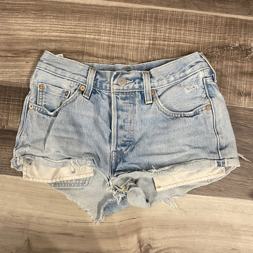Levi’s 501 shorts